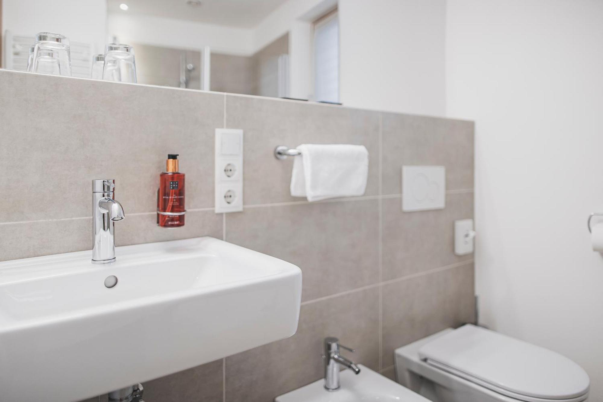 ברסאנונה Residence Nives מראה חיצוני תמונה