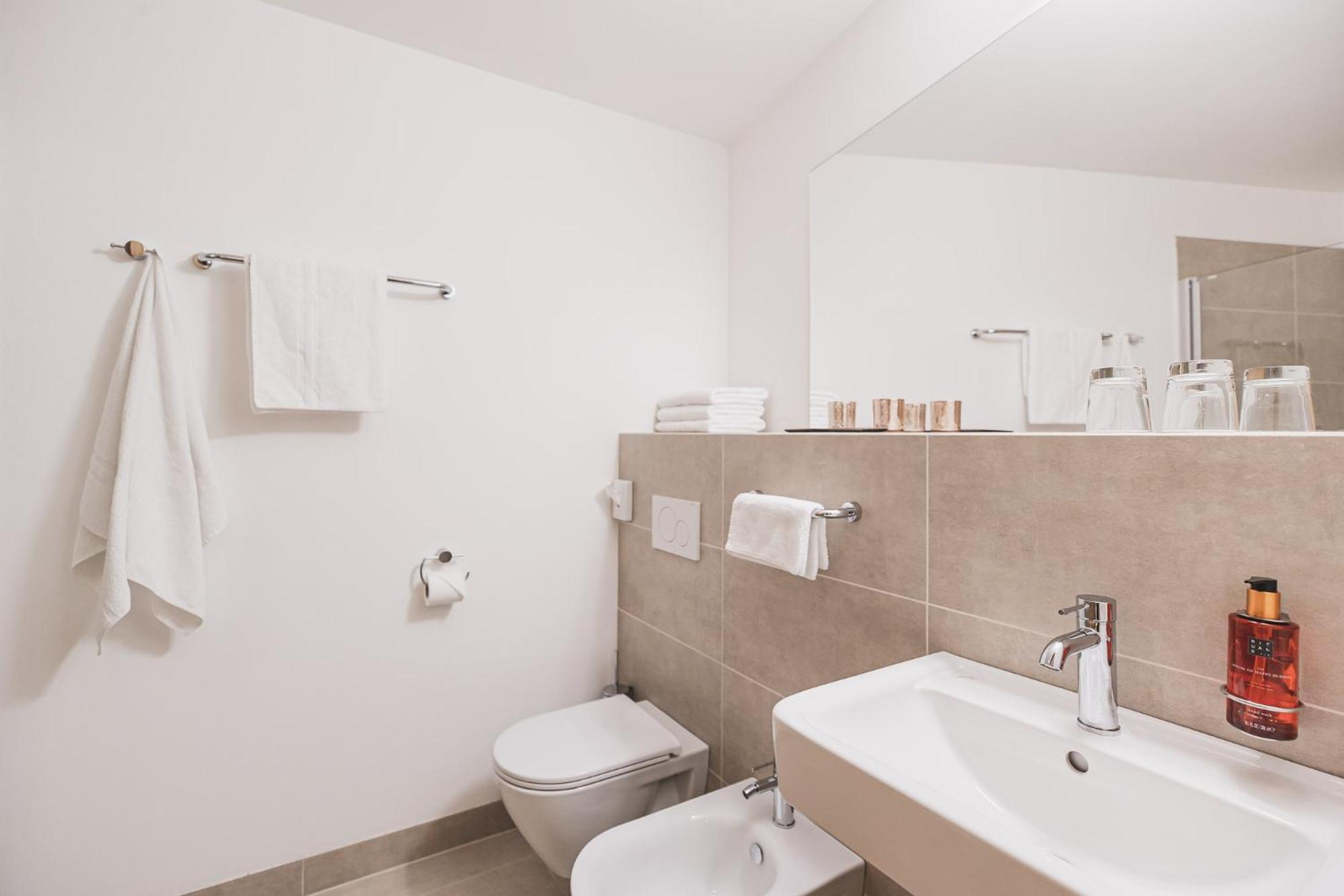 ברסאנונה Residence Nives מראה חיצוני תמונה